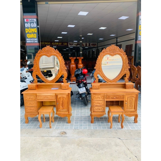 Bàn trang điểm mẩu kính tim  ngan  107 gỗ gõ đỏ .