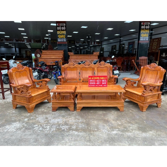 Bàn dài,  ghế salông, trang treo, bàn đọc, hàng giao cho khách ở Huyện Nhà Bè TPHCM