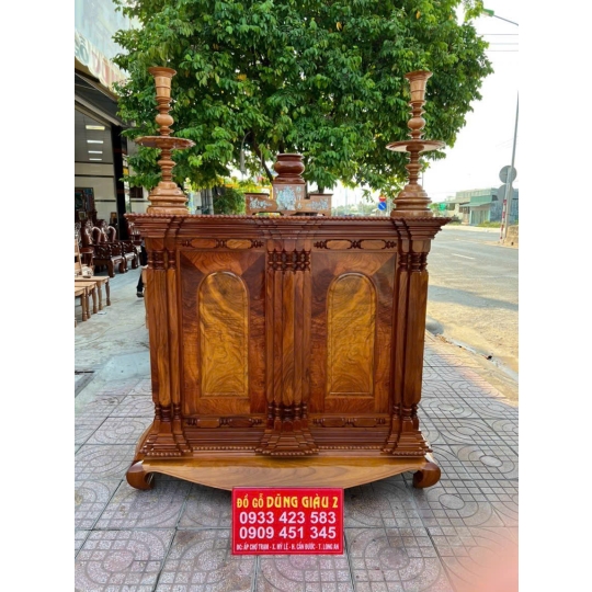 Tủ thờ 15 trụ, bàn thờ ngan 60, chân đèn, kỹ cấm nhan gỗ gõ đỏ  Cần Giuộc Tỉnh Long An.