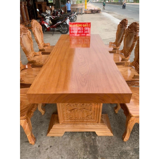 Bộ bàn dài 8 ghế mặt bàn nguyên khối gỗ gõ đỏ VIP