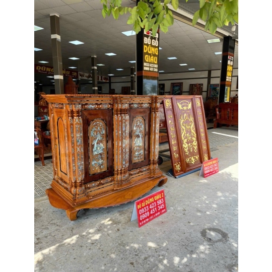 Bộ tranh thờ Hàng trả khách ở Tỉnh Tra Vinh